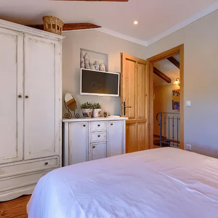 Valy By Interhome *