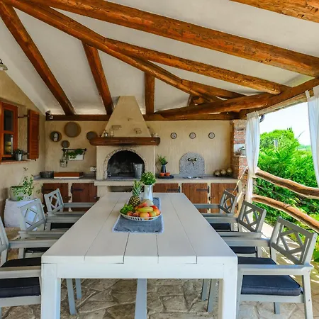 Casa de Férias Vali By Interhome Poreč