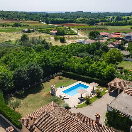 Valy By Interhome Nyaraló Poreč